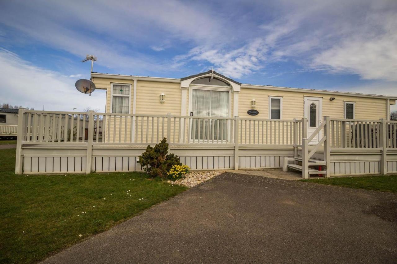 Brilliant Caravan For Hire At Manor Park In Hunstanton Norfolk Ref 23176K Otel Dış mekan fotoğraf