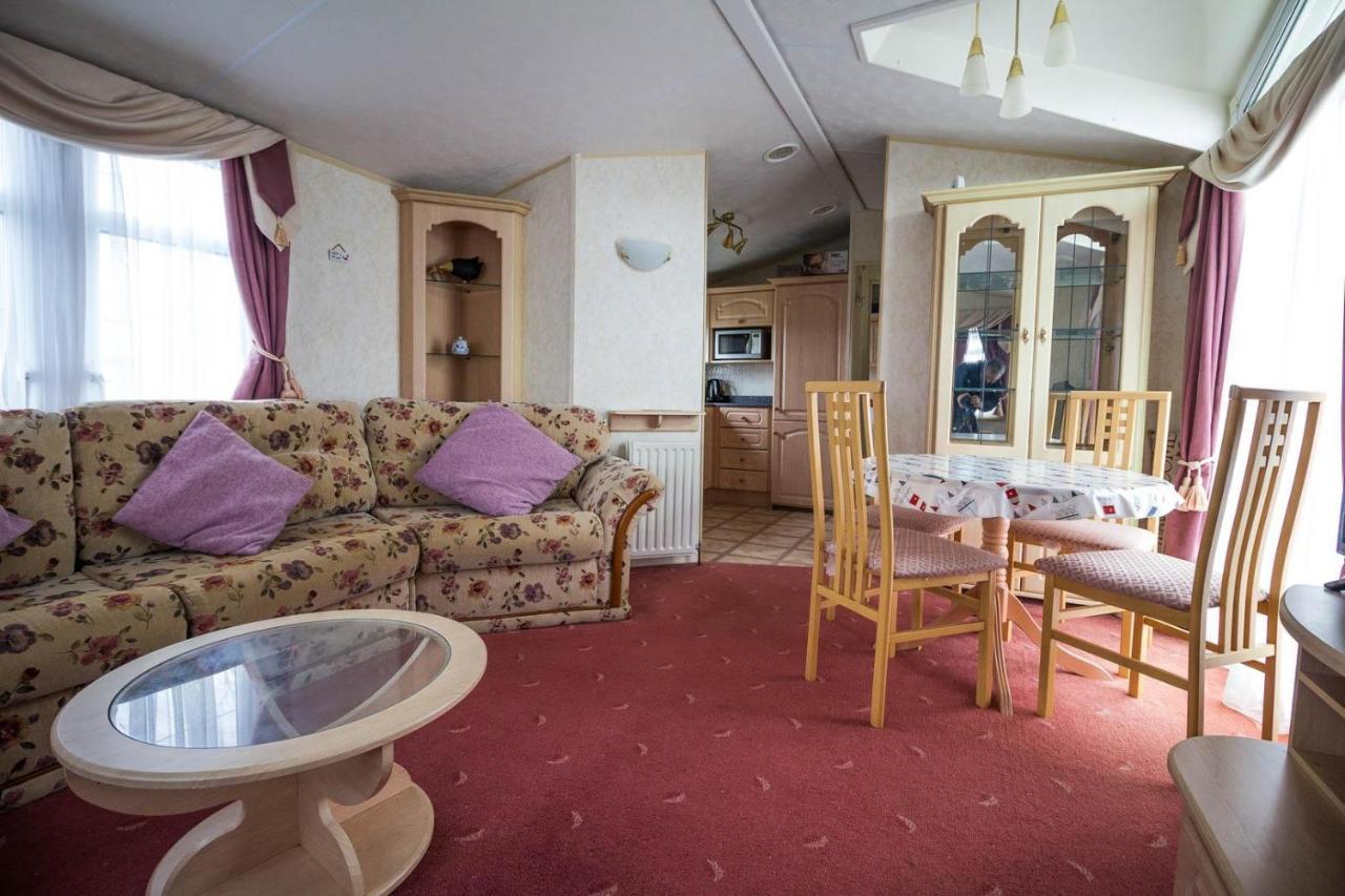 Brilliant Caravan For Hire At Manor Park In Hunstanton Norfolk Ref 23176K Otel Dış mekan fotoğraf