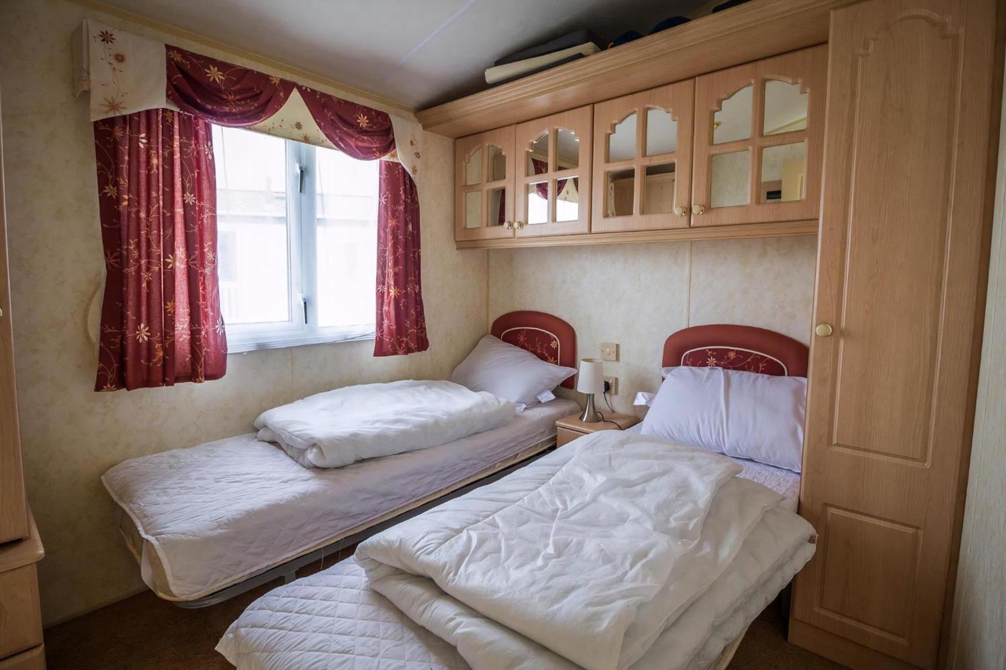 Brilliant Caravan For Hire At Manor Park In Hunstanton Norfolk Ref 23176K Otel Dış mekan fotoğraf